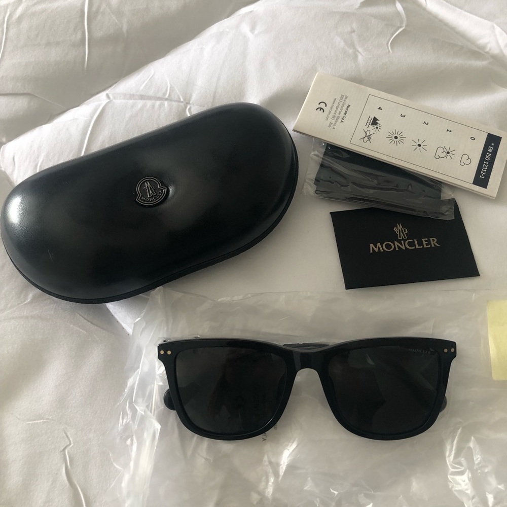 Brand new authentic Moncler unisex sunglasses